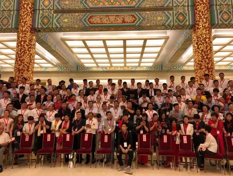 图片[3]-学员动态 | “舞蹈圈”完成数千万A轮融资 创始人俞家模荣获“2018年度区块链风云CEO”！-SWAGGIN (斯威戈因) 官方网站 www.Swaggin.cn